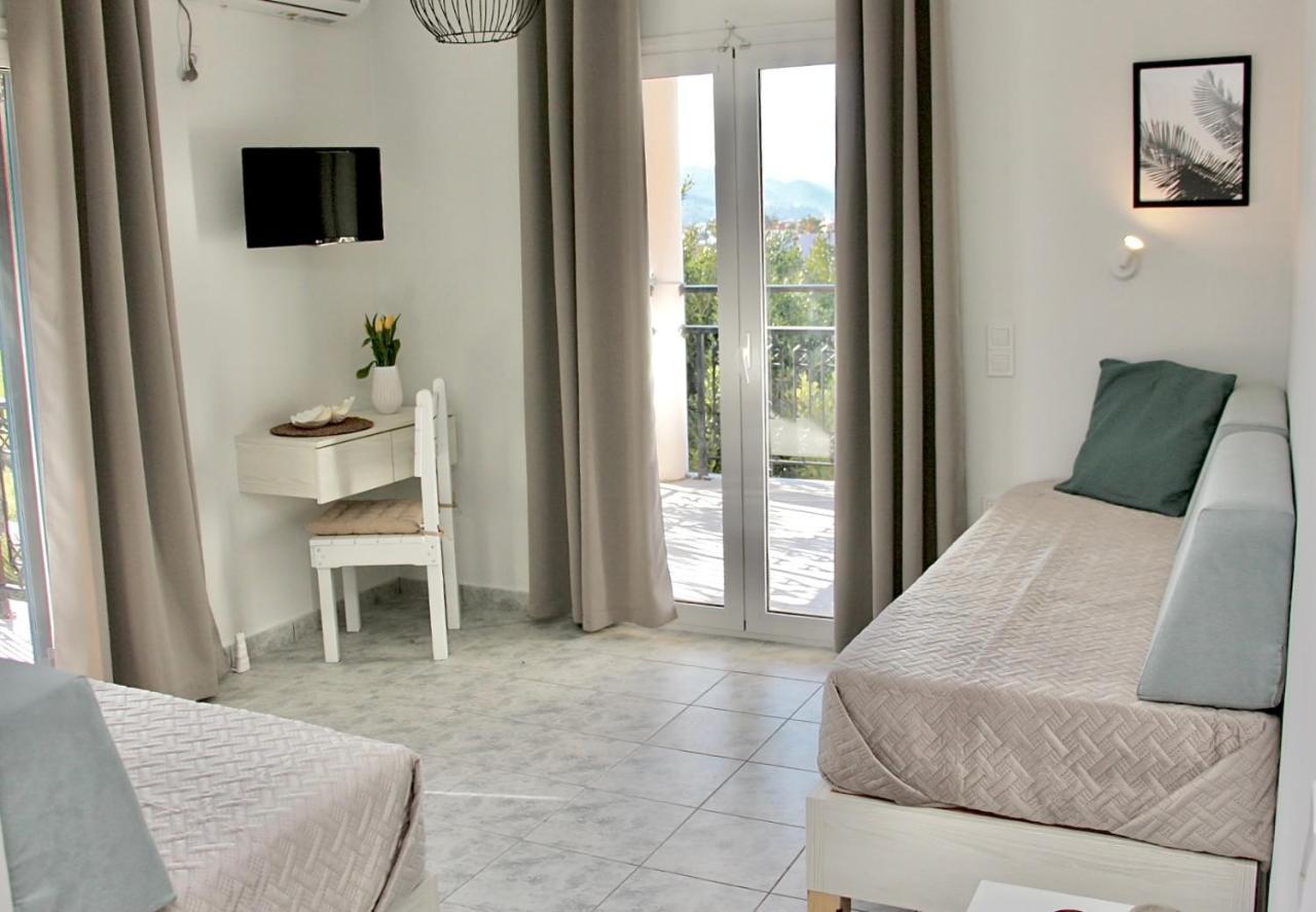 Cozy Flat At Regina Apartments Alykanas  Esterno foto